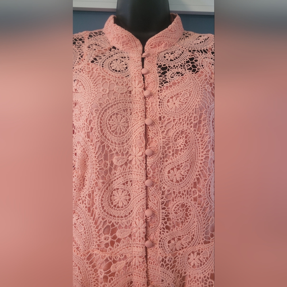 DRESS Peach Crochet Lace Button-Front Tunic SIZE L - Picture 4 of 17